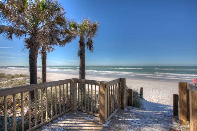 How to Pack for the Perfect Beach Day
